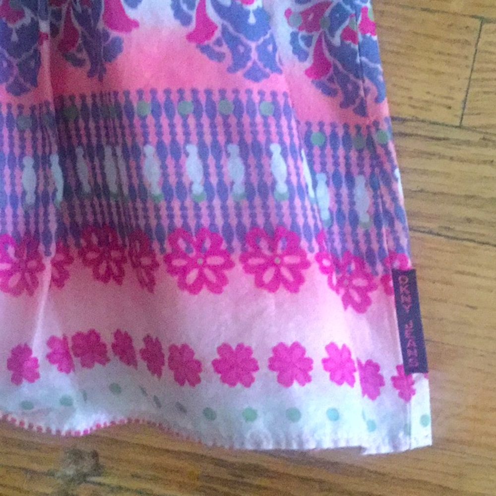 Sweet Summer skirt by DKNY - Picture 2 of 9